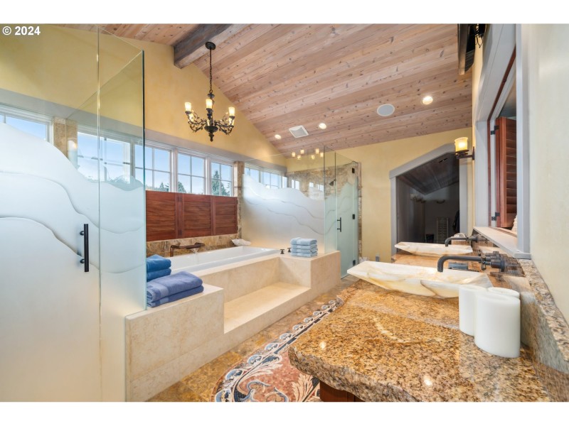 Owner's Suite Bathroom