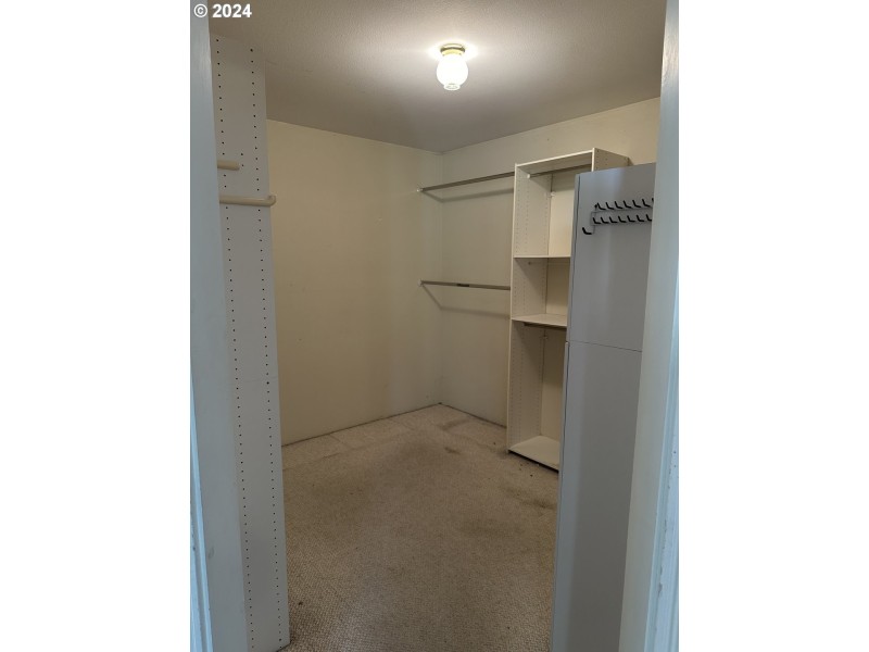 Bedroom, Owner's Suite