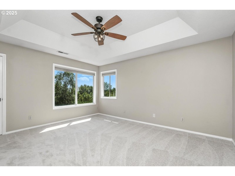 Bedroom, Primary
