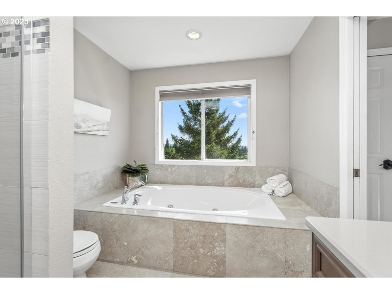 Bathroom, Attached