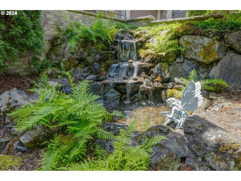 Water Feature