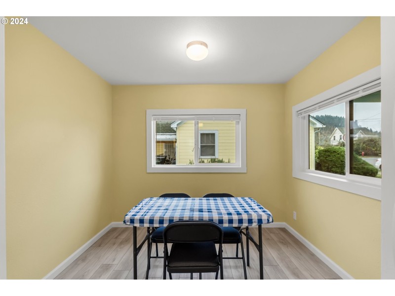 Kitchen/Nook