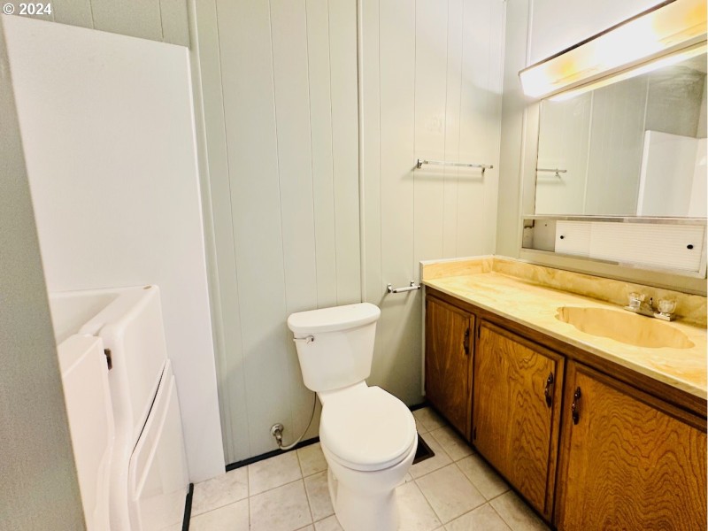 Bedroom, Owner's Suite