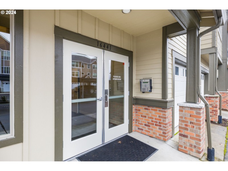 Entrance/Foyer