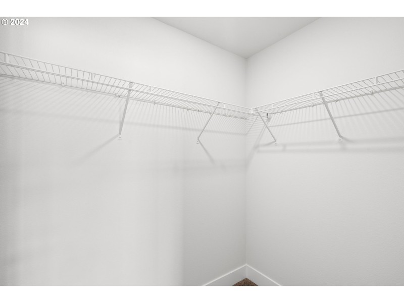 Bedroom, Primary