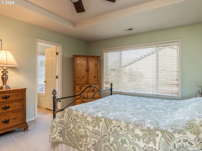 Bedroom, Owner's Suite