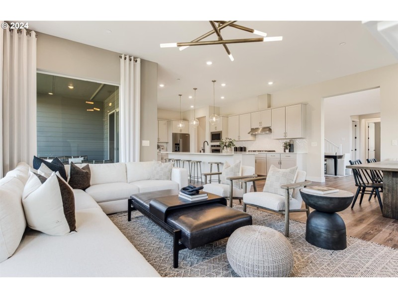 Kitchen/Living Room
