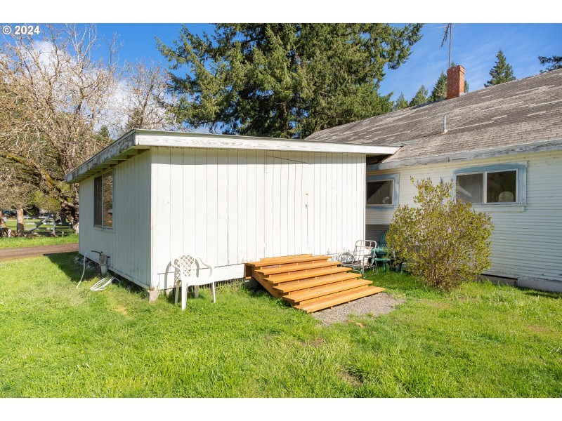 Shed