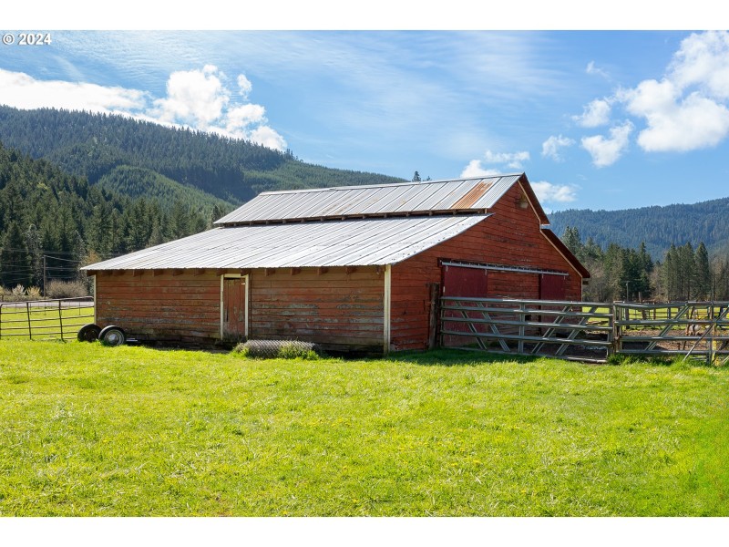 Barn