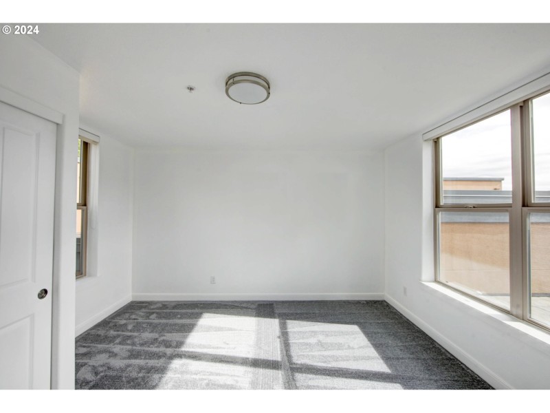 Bedroom, Primary