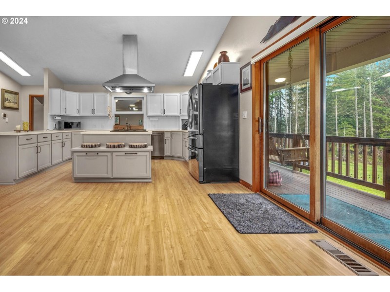 Kitchen/Living Room