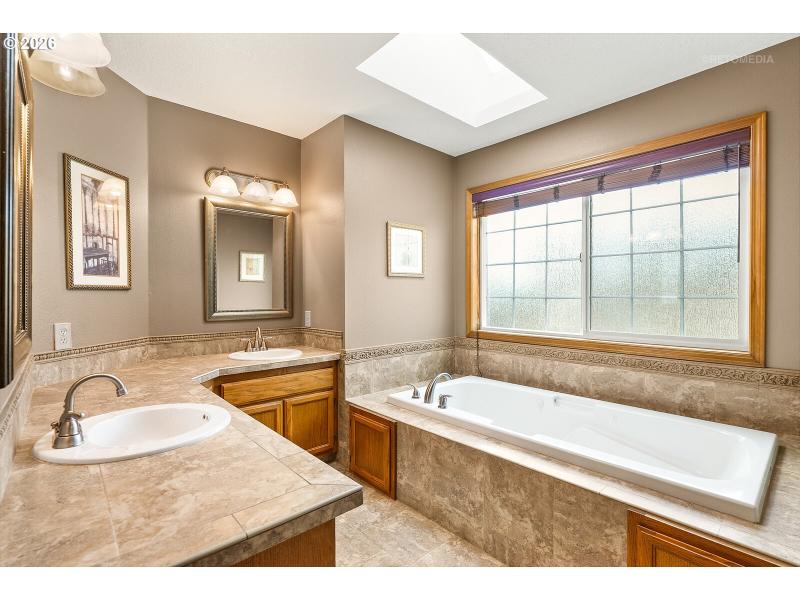 Owner's Suite Bathroom