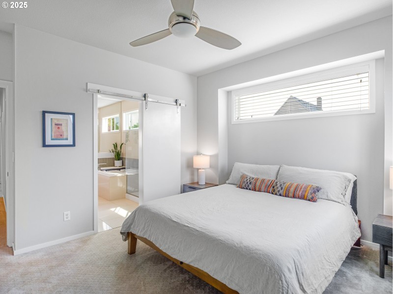 Bedroom, Primary