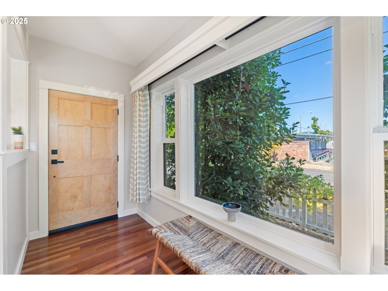 Entrance/Foyer