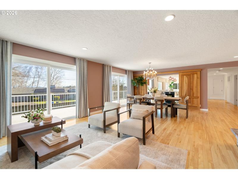 Living Room/Dining Room