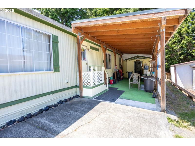 Carport
