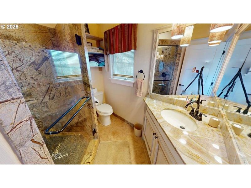 Owner's Suite Bathroom