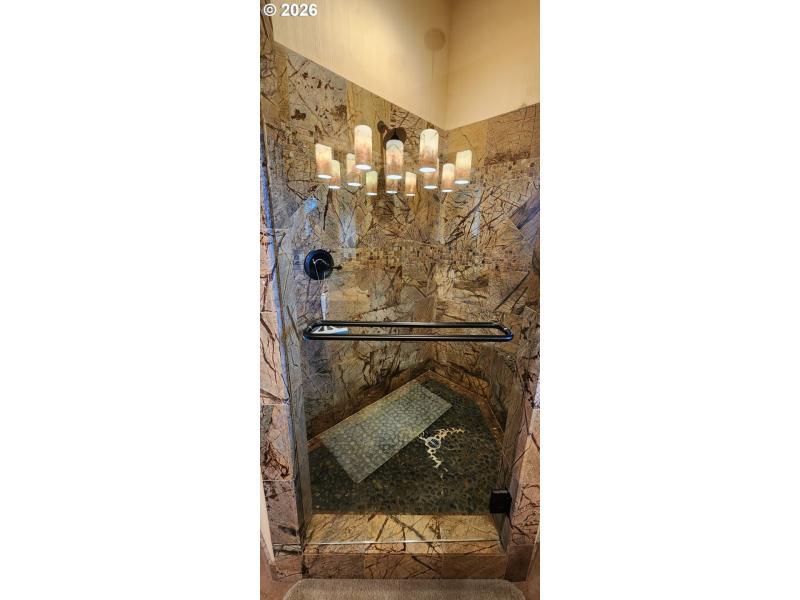 Owner's Suite Bathroom