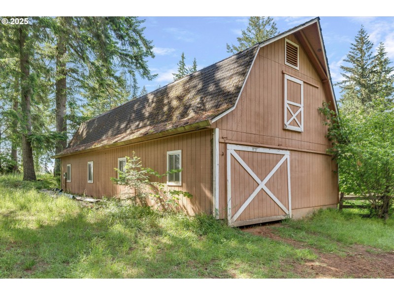 Barn