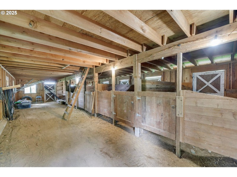 Barn