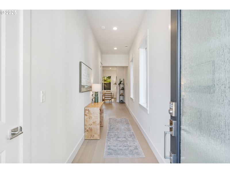 Entrance/Foyer