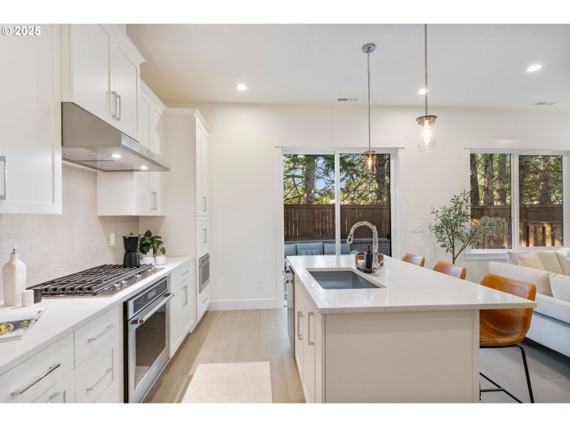 Kitchen/Living Room