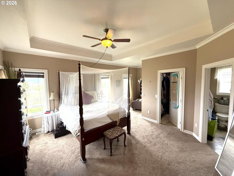 Bedroom, Owner's Suite