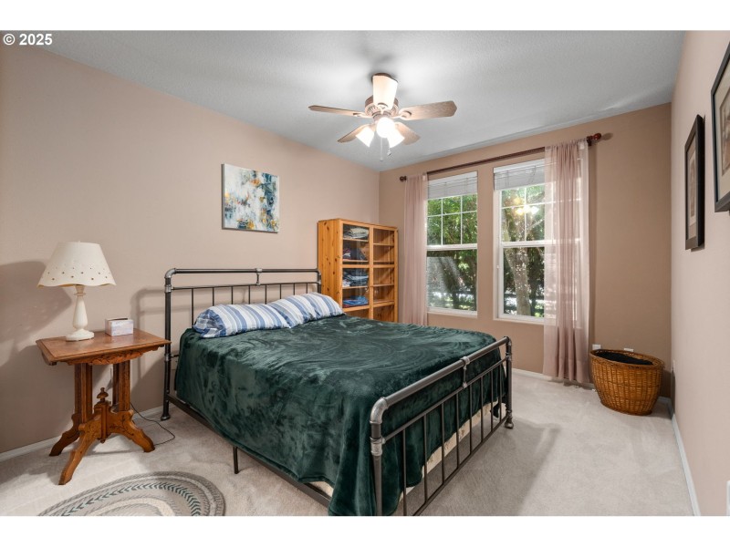 Bedroom, Primary
