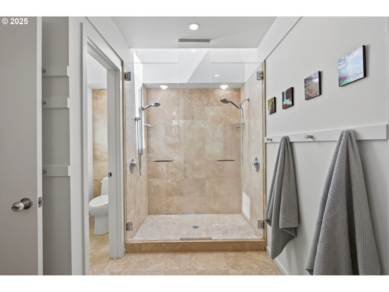 Bathroom, Attached
