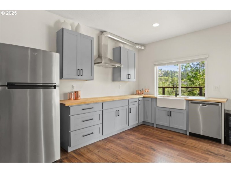 Wet Bar