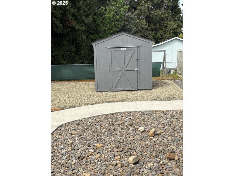 Shed