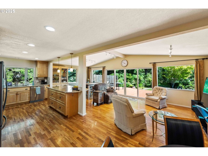 Kitchen/Family Room