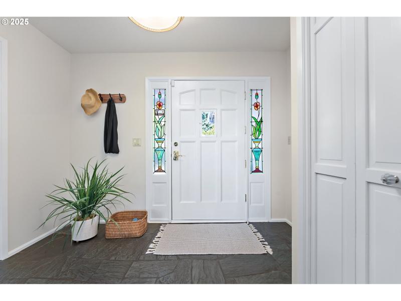 Entrance/Foyer