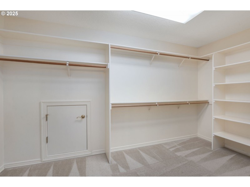 Owner's Suite Bedroom