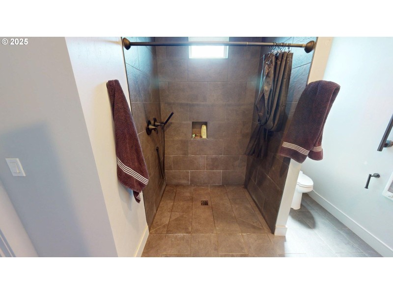 Owner's Suite Bathroom