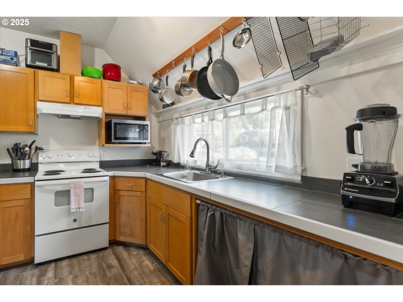 Guest Quarters