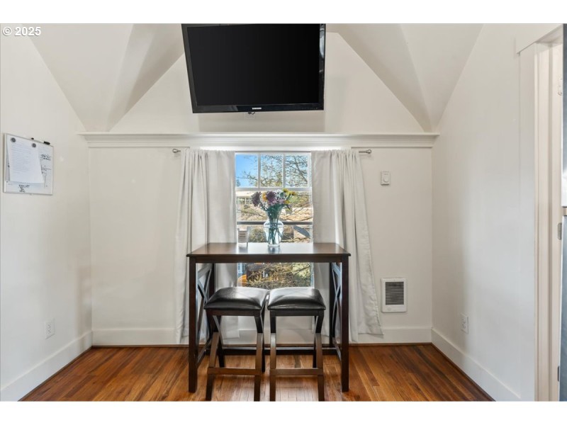 Guest Quarters