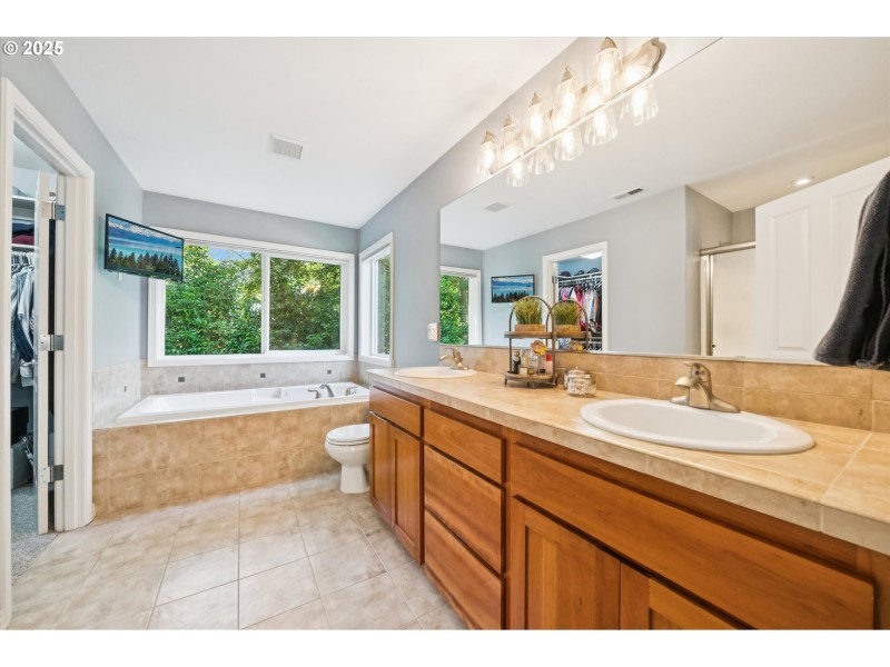 Bathroom, Attached