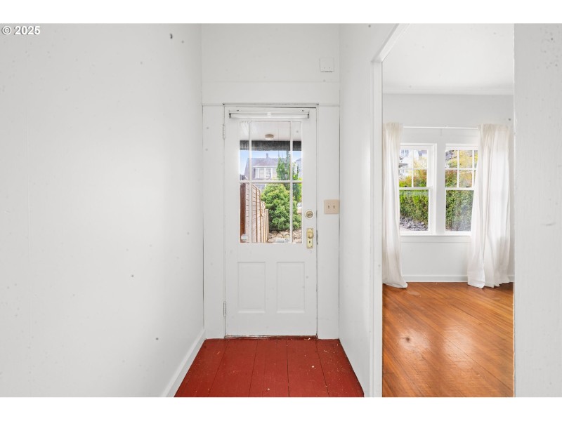 Entrance/Foyer