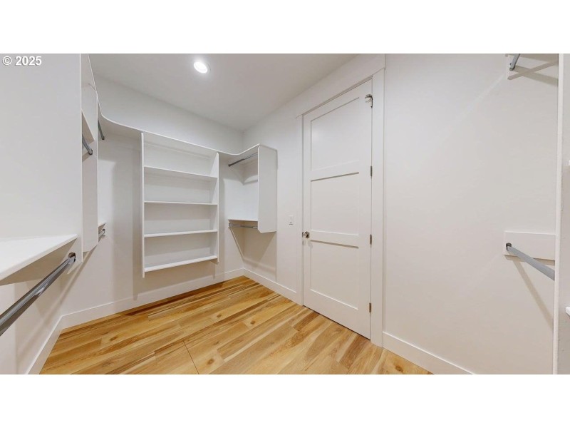 Bathroom, Attached