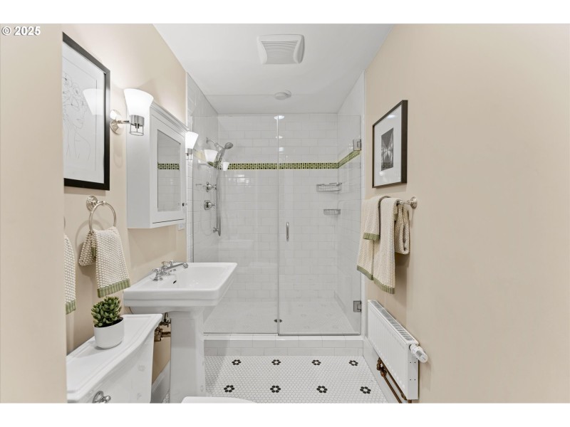 Bathroom, Attached