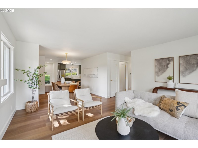 Living Room/Dining Room