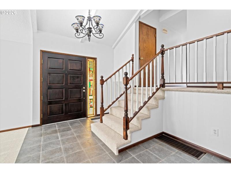 Entrance/Foyer