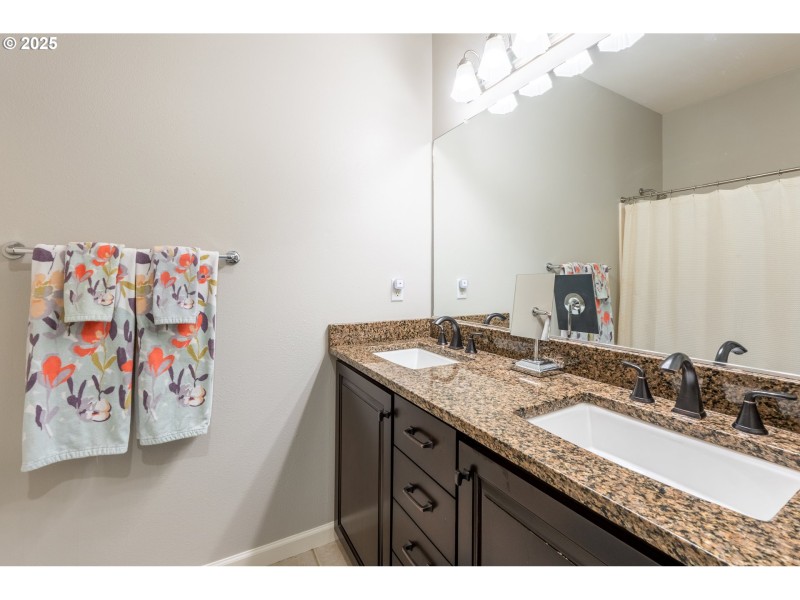Bathroom, Attached