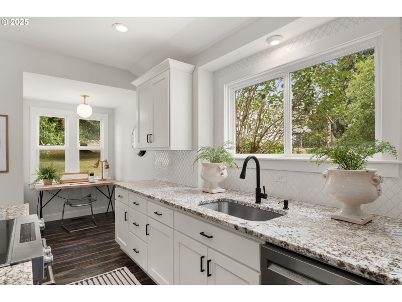 Kitchen/Nook