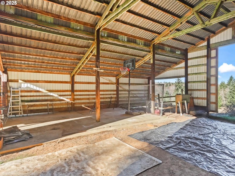 Barn