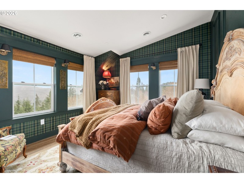 Bedroom, Owner's Suite