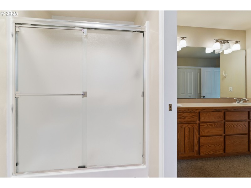 Bathroom, Attached