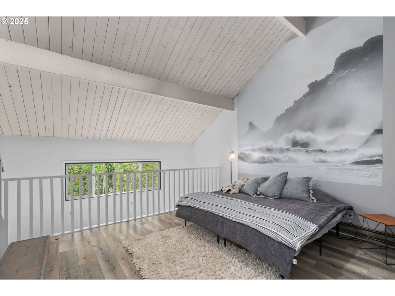 Bedroom, Primary