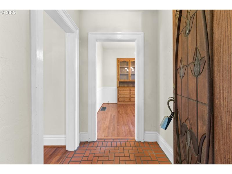 Entrance/Foyer